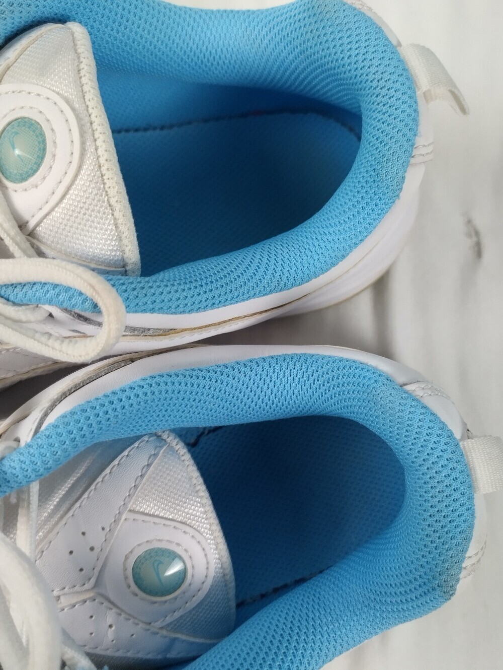 Nike Womens Size 8.5 T Lite VIII 386508-141 White Running Shoes Sneakers Workout - Picture 9 of 13